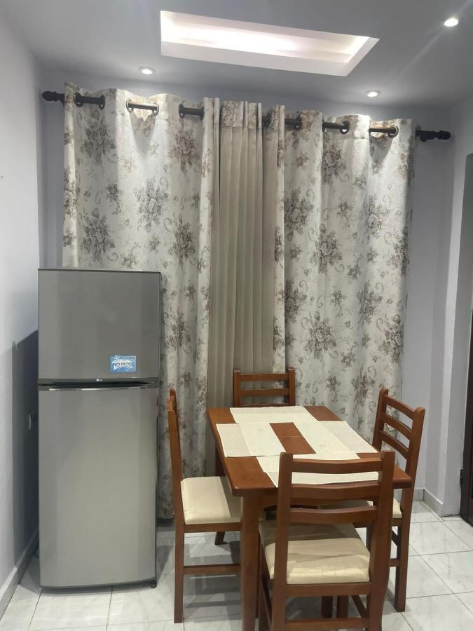 E&B Cosy Apartment 地拉那 外观 照片