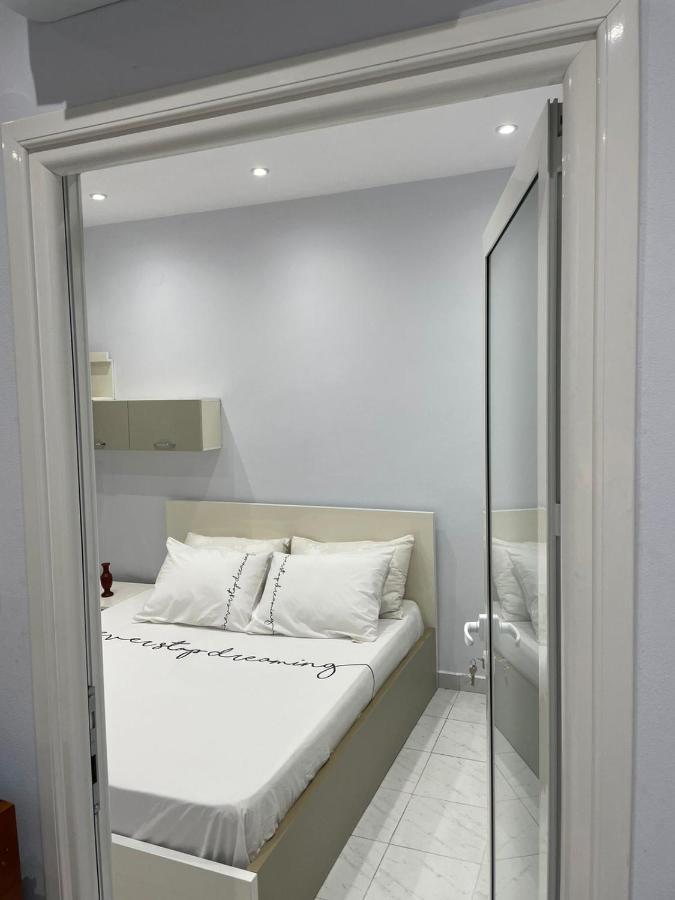 E&B Cosy Apartment 地拉那 外观 照片